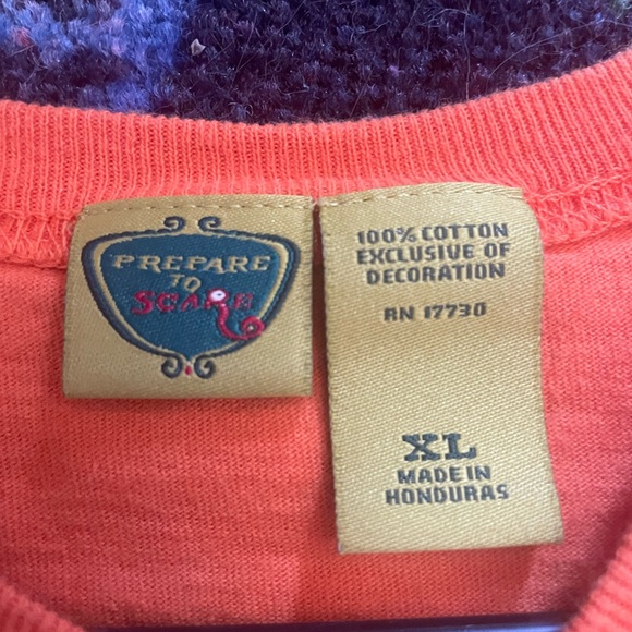 Orange crop top with a bat. Halloween. MAKE OFFERS - Picture 2 of 2